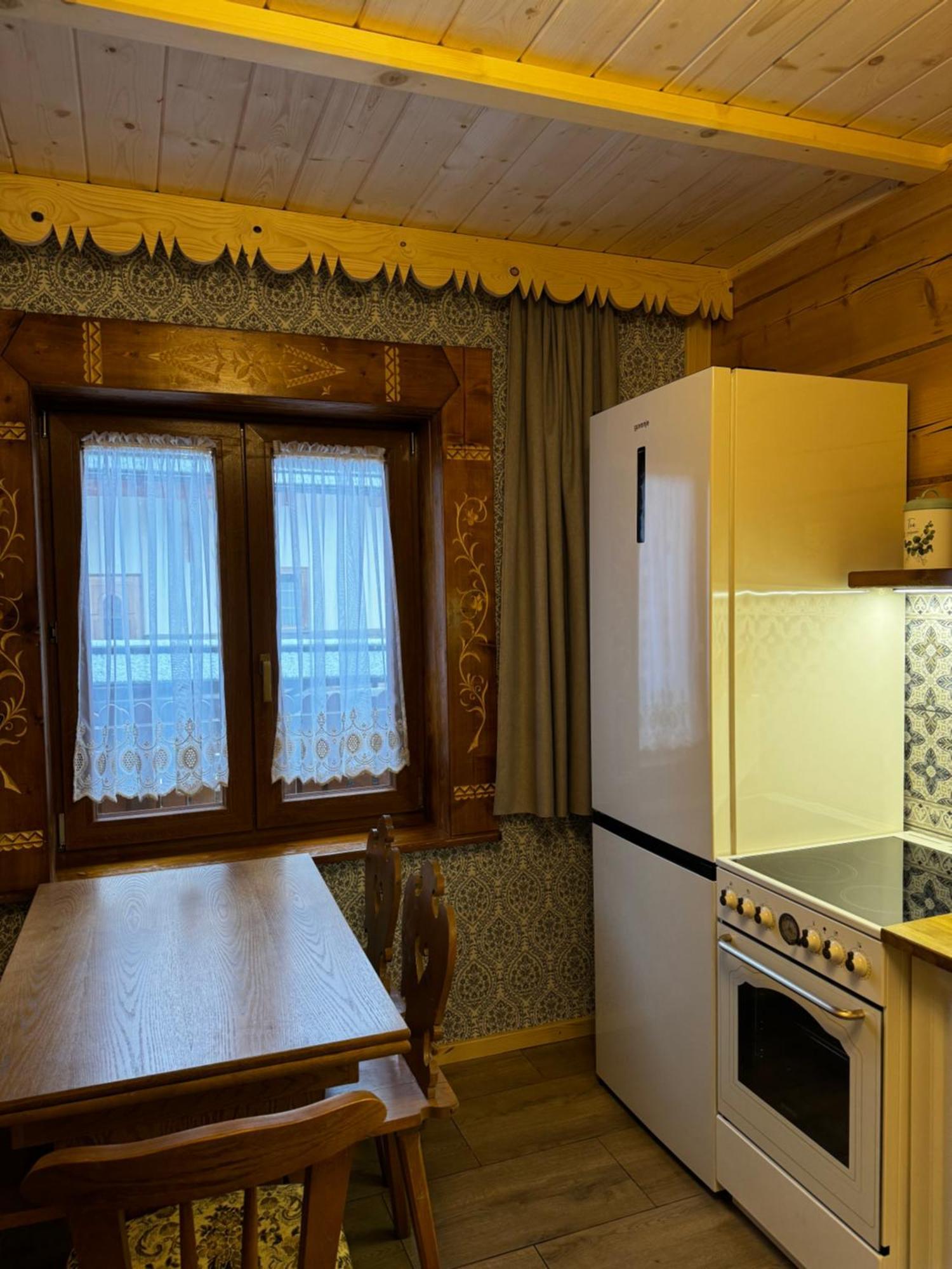 Pokoje I Apartamenty Regionalny Styl Ul Bachledy 20 זקופאנה מראה חיצוני תמונה